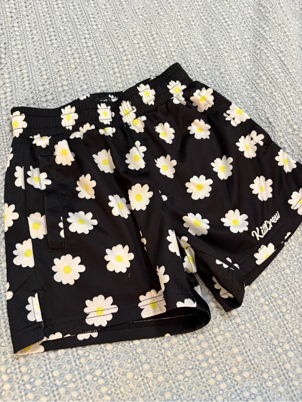 Killcrew Black Daisy Print Athletic Shorts sz XS